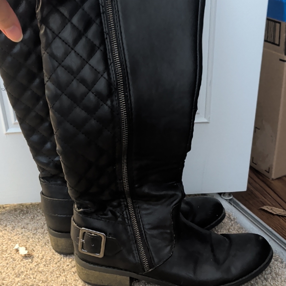 Arizona Jean Company Black Knee High Quilted Boots With Buckle And Zipper